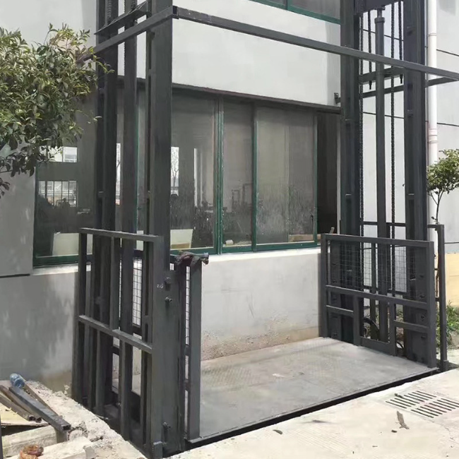 下冶镇5吨室外升降货梯